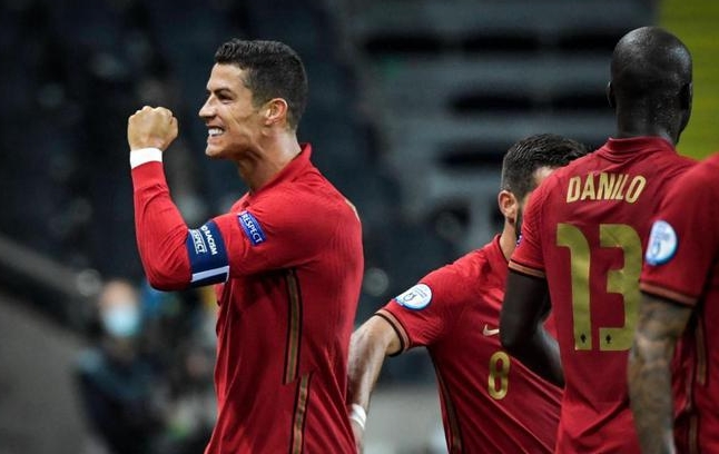 欧洲预选杯：葡萄牙vs斯洛伐克，实力碾压还是冷门爆发？