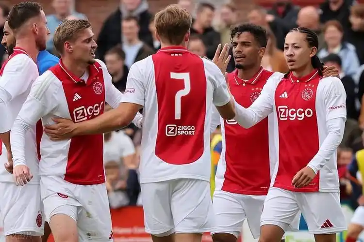 本菲卡欧冠困局：狂人穆里尼奥的“救火”征途与青春风暴的迷失